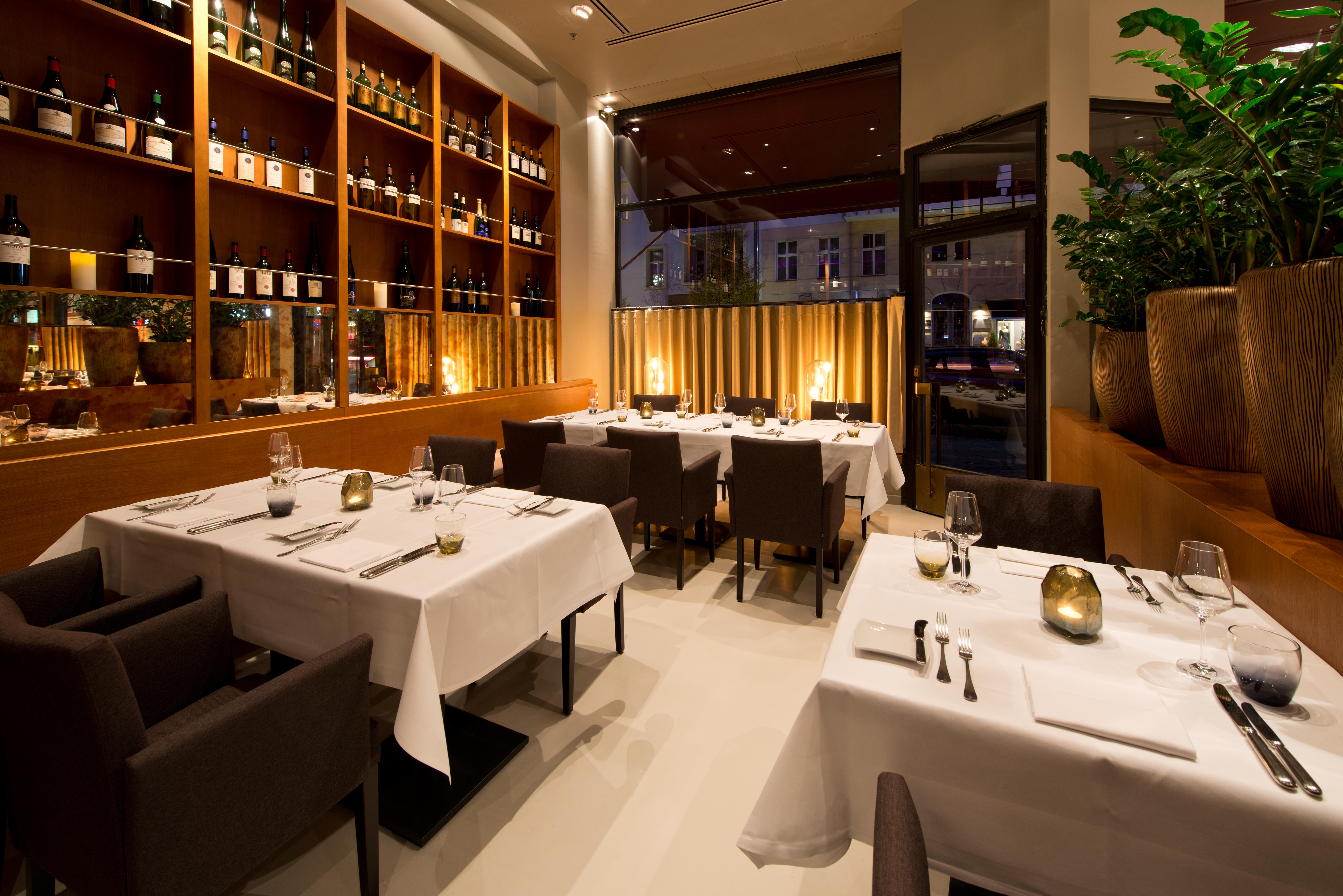 Ellington Hotel 4*
