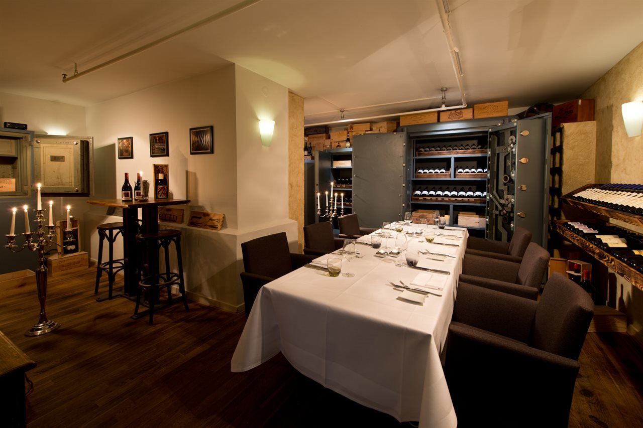 Ellington Hotel