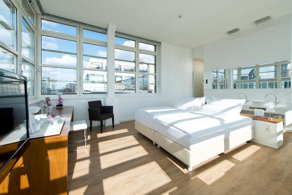 Hotel Ellington 4*